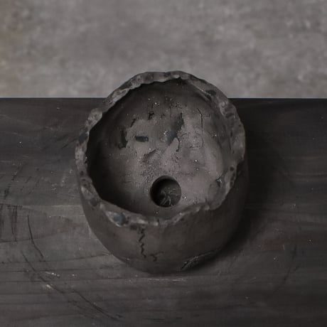Matasuke Tatsumi（TEATOYA'S GALLERY）【Skull pot Black】type A
