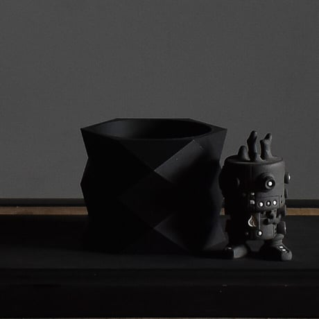 MINIMUM DESIGN / ミニマムデザイン【 DIAMANT Indoor Planter black M】RFMDdiab002