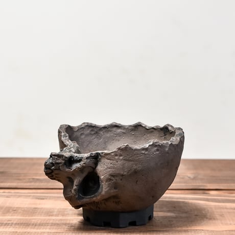 Matasuke Tatsumi（TEATOYA'S GALLERY）【Skull half face pot BLACK】RFMT24006(T)