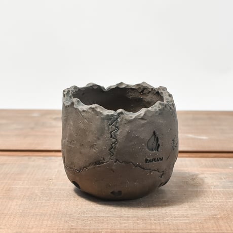 Matasuke Tatsumi（TEATOYA'S GALLERY）【Skull pot BLACK 】RFMT2409005