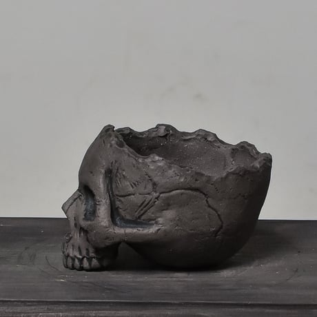 Matasuke Tatsumi（TEATOYA'S GALLERY）【Skull pot Black】type A