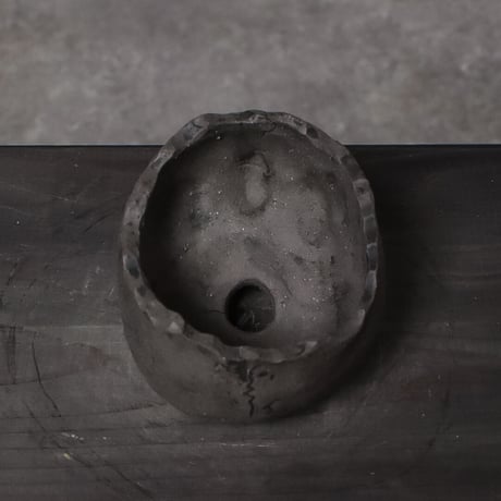 Matasuke Tatsumi（TEATOYA'S GALLERY）【Skull pot Black】type D