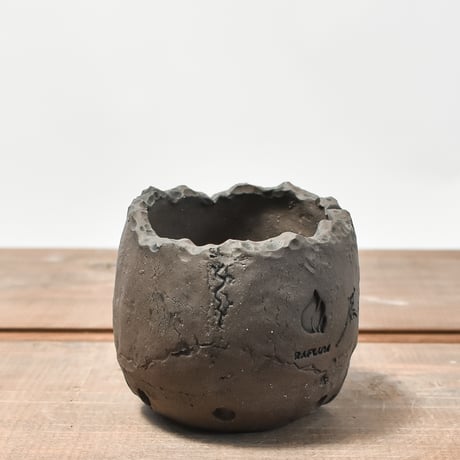 Matasuke Tatsumi（TEATOYA'S GALLERY）【Skull pot BLACK】RFMT2409004