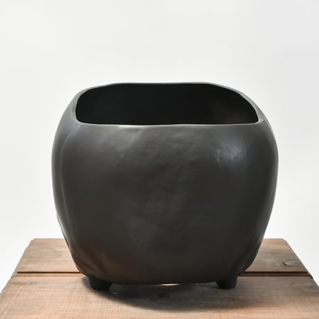 Geoide【skull pot giant MAT BK】RFGD24006(T)