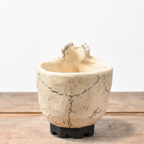 Matasuke Tatsumi（TEATOYA'S GALLERY）【Skull supine pot White 】D