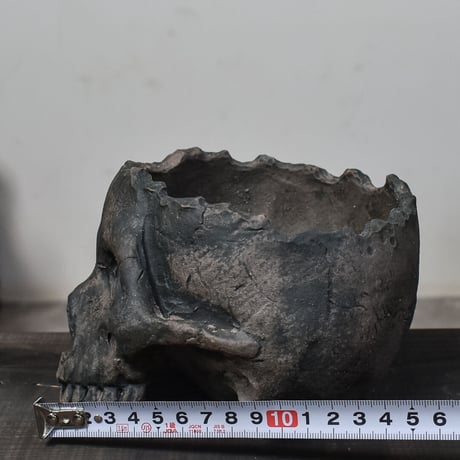 Matasuke Tatsumi（TEATOYA'S GALLERY）【Diagonal Skull pot Black】type B