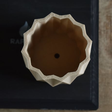 MINIMUM DESIGN / ミニマムデザイン【ORIGAMI Indoor Planter natural S】RFMDorin001