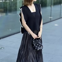 フリルデザインベスト