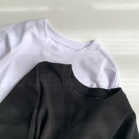 ラウンドTシャツ