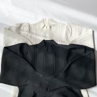 ペプラムニット