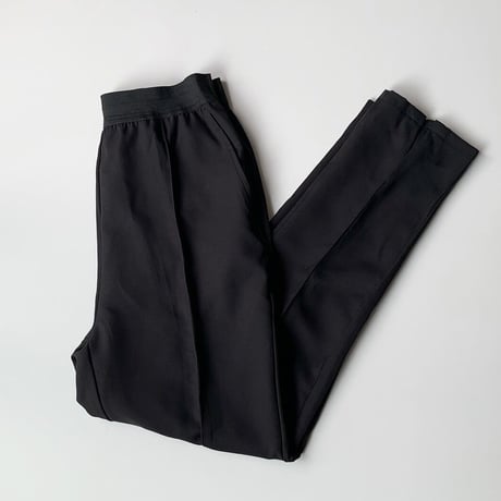 裾スリットパンツ