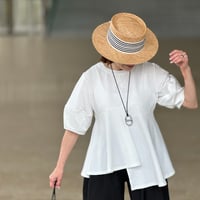 裾イレギュラートップス