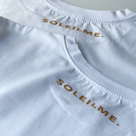 ロゴTシャツ