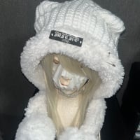Boa Bear xx knit HAT