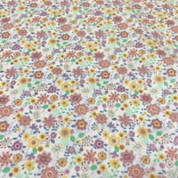 美しい花柄布生地