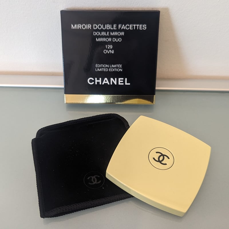 CHANEL ミラー　限定 CHANEL ( シャネル ) 】限定カラー コンパクトミラー☆ 名入れも