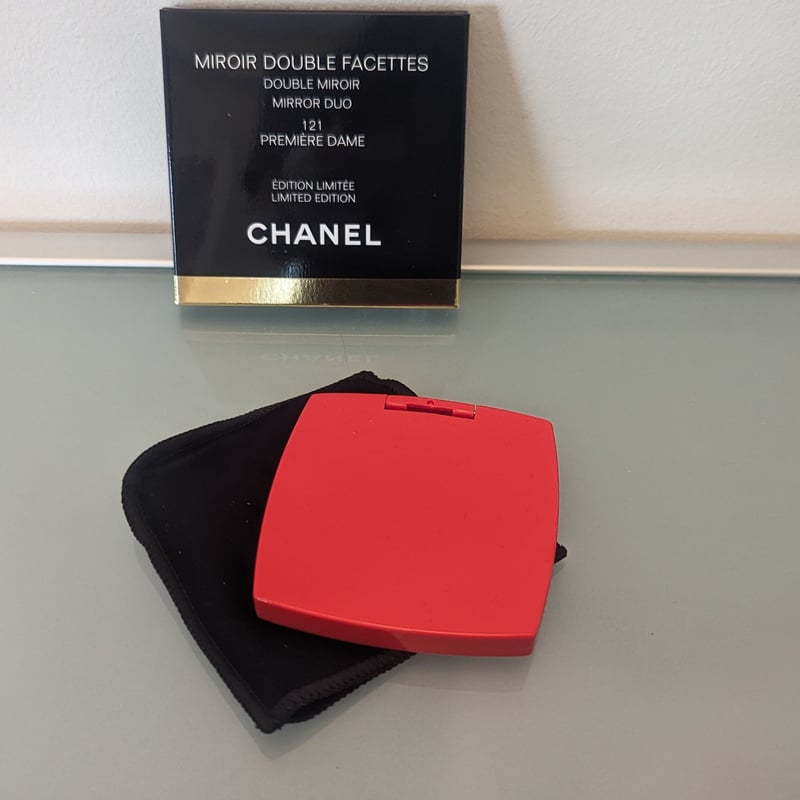 CHANEL ミラー　限定 CHANEL ( シャネル ) 】限定カラー コンパクトミラー☆ 名入れも