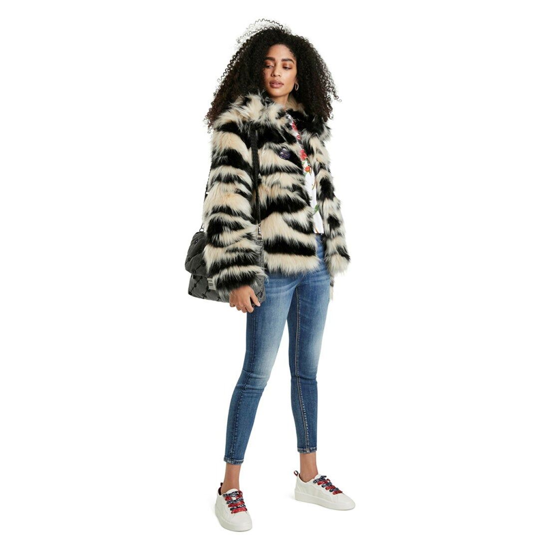 Desigual エコﾌｧｰジャケット Lサイズ 21WWEWAF | prologueike