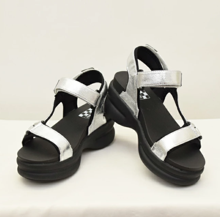 online shop限定【no name ノーネーム】厚底メタリックスポーツ