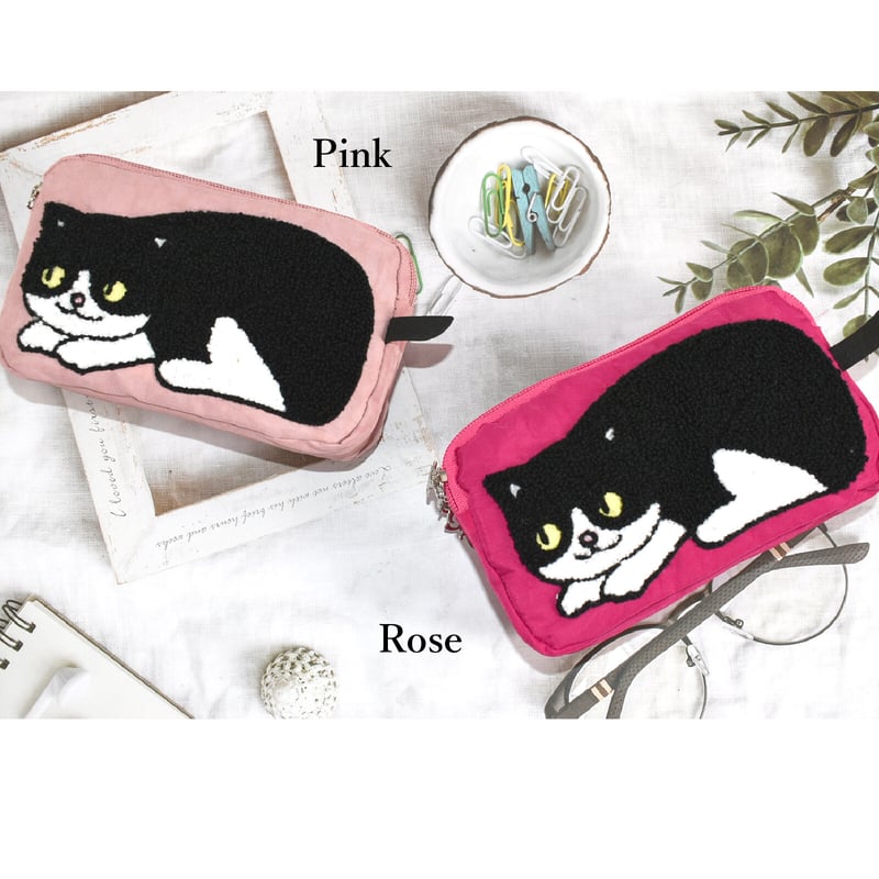 可愛くて機能的なポーチ ポーチ おしゃれ ネコ 猫 ふわふわ生地 bbz