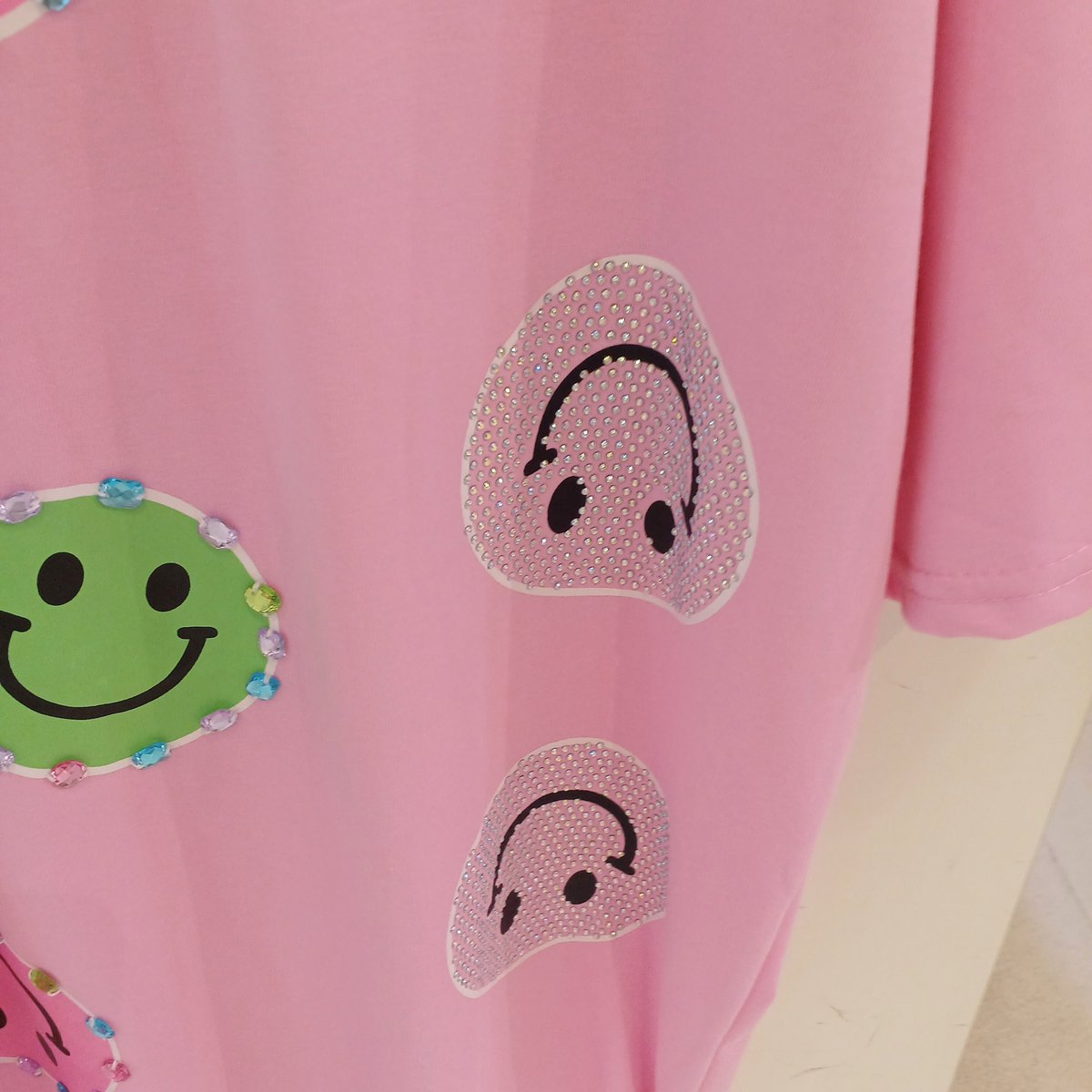 キラキラスマイルtシャツ 24107-089 | prologueikebukuro's STORE