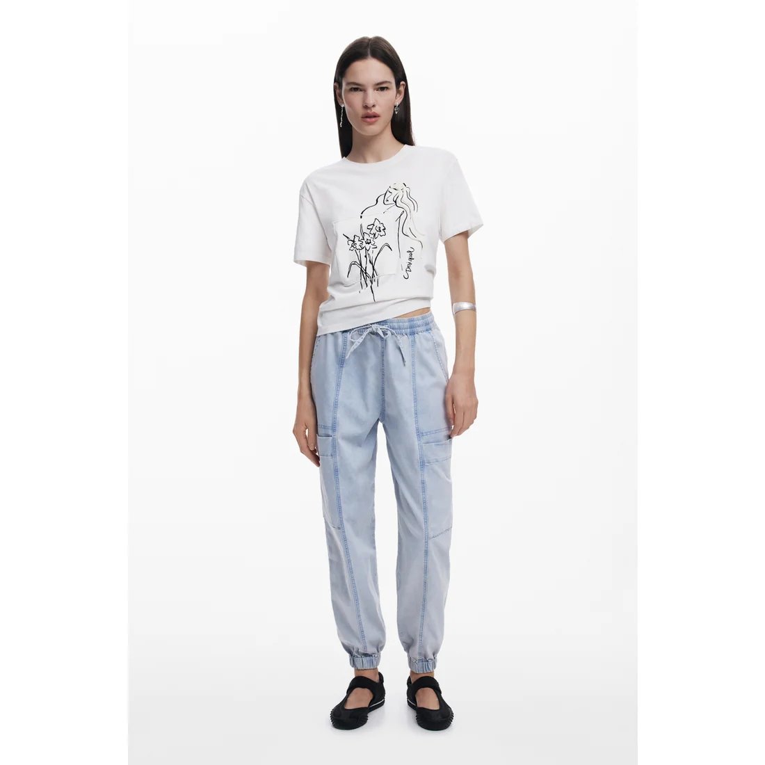 Tシャツ 【売れ筋商品|||Desigual/デシグアル】25SWTKA9 アーティプリントTシャツ トップス カジュアル アート 個性的 原宿系 ポイント Desigual Tシャツ 【Desigual/デシグアル】25SWTKA9 アーティ