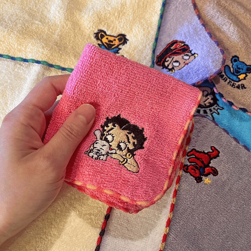 BETTY BOOP】MINI TOWEL ミニ タオル 刺繍入り ベティちゃん05-0020