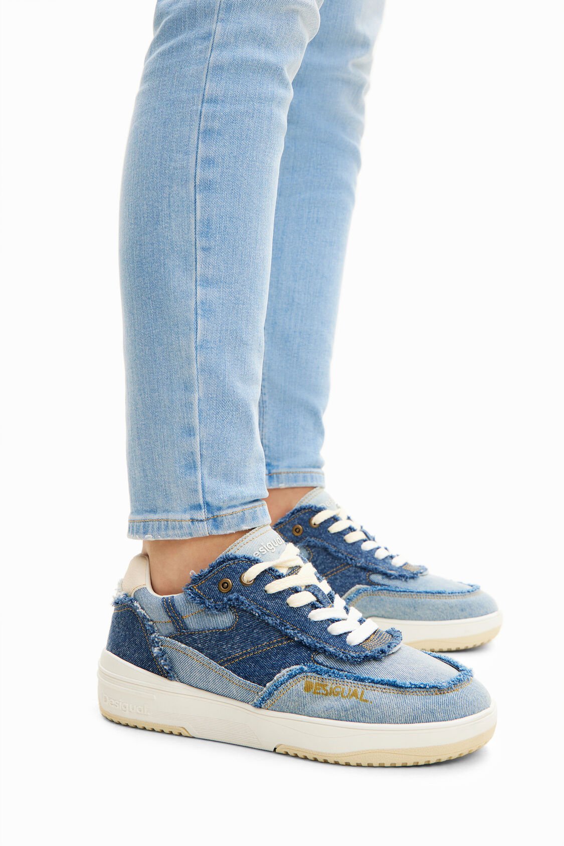 Desigual パッチワーク レトロ チャンキースニーカー (マルチ) - 靴 Desigual パッチワーク レトロ チャンキースニーカー (マルチ) - 靴