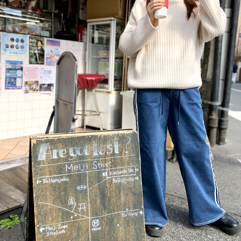 大幅値下げワイドパンツレッドペッパーデニムパンツ24インチ新品同様品です。 RED PEPPER レッドペッパー】サイドライン ワイドデニム パンツ No