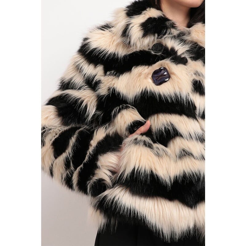 Desigual エコﾌｧｰジャケット Lサイズ 21WWEWAF | prologueike