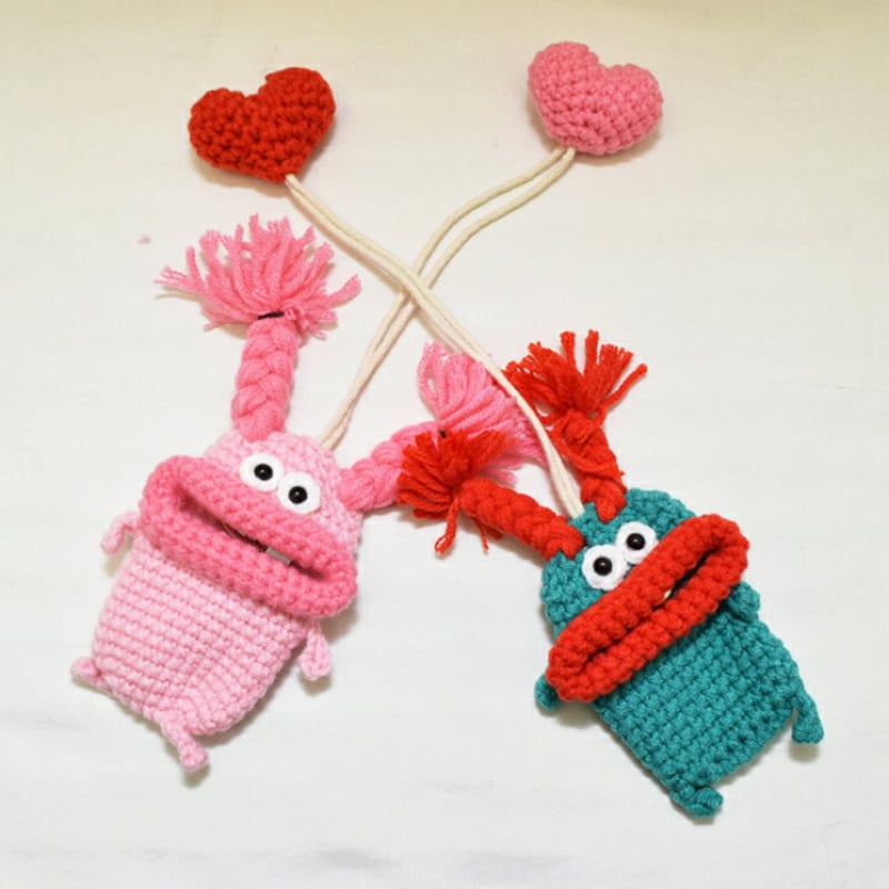 ꕤ︎︎パクちゃんꕤ︎︎No.149フェザーwith minibagチャーム‪·̩͙꒰ঌ パクパク」手編み キャラキーホルダー チャーム ピンクcharm-70