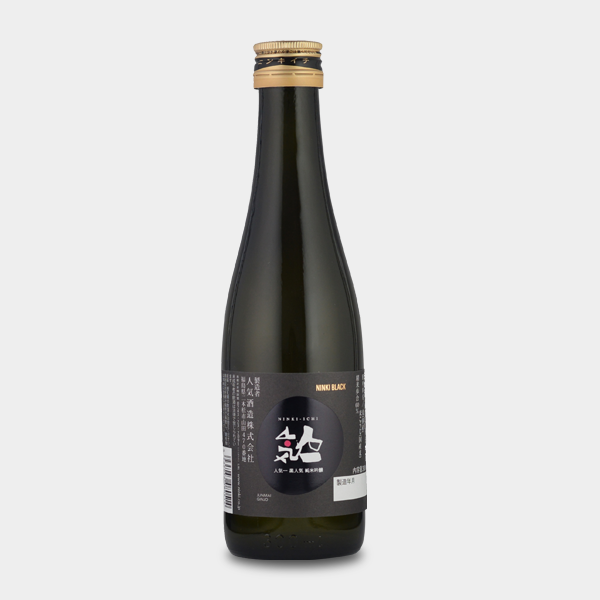 華麗 純米吟醸 黒人気 300ml INC.:人気酒造:オンラインショップ NINKI | 日本酒
