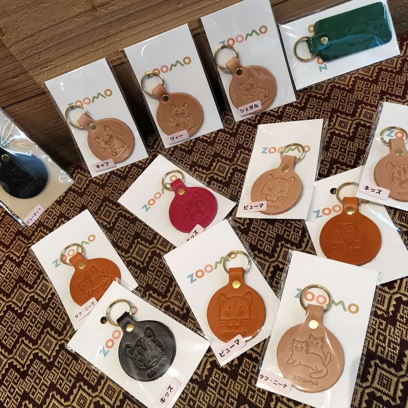 ZOOMOの画伯！？シリーズ】ピューマのレザーキーホルダーセット