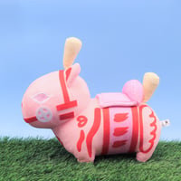 春限定販売！三春駒ぬいぐるみ「さくべえ」