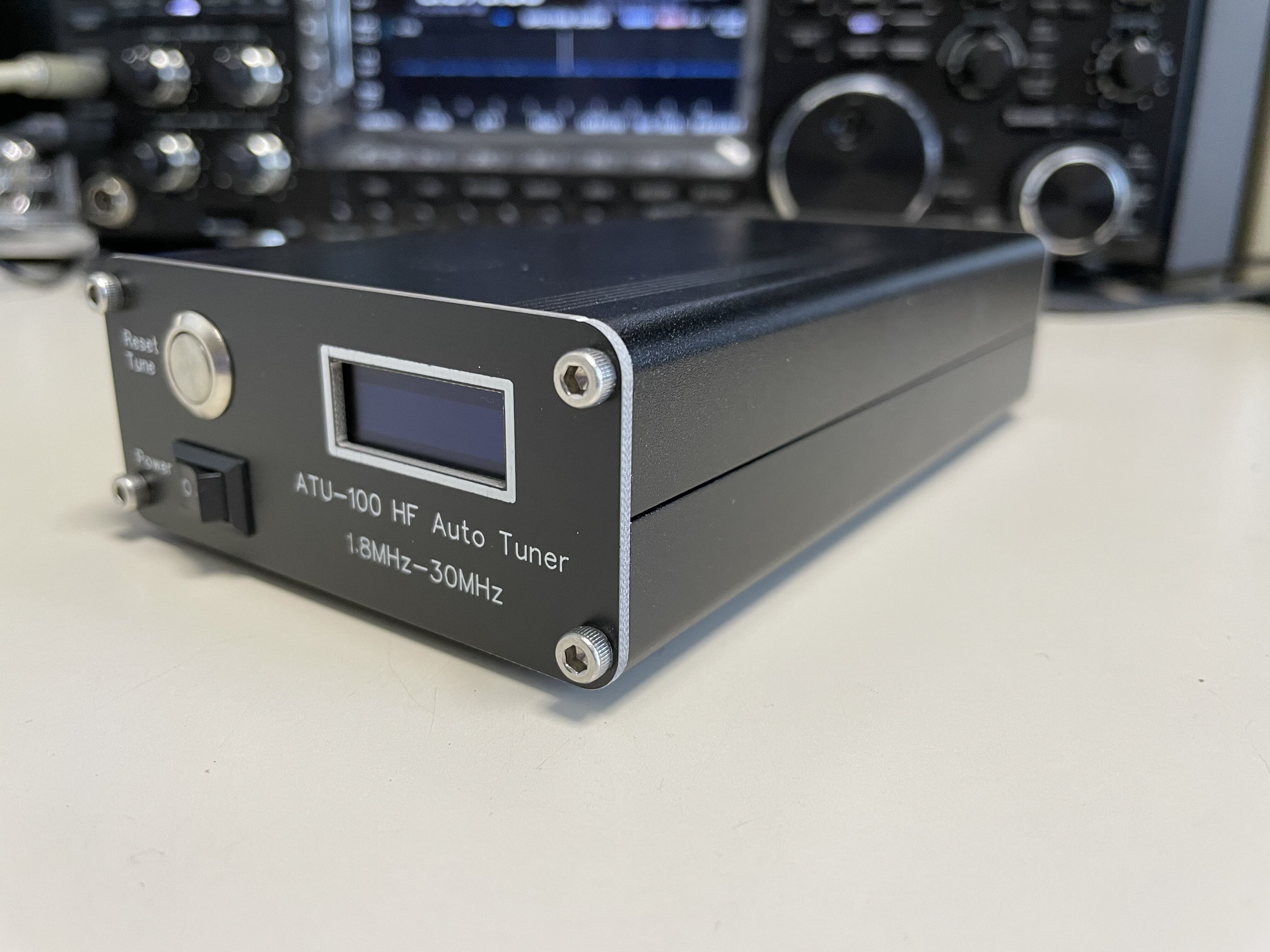 IC-AT100 HFフルオートマチックアンテナチューナー original