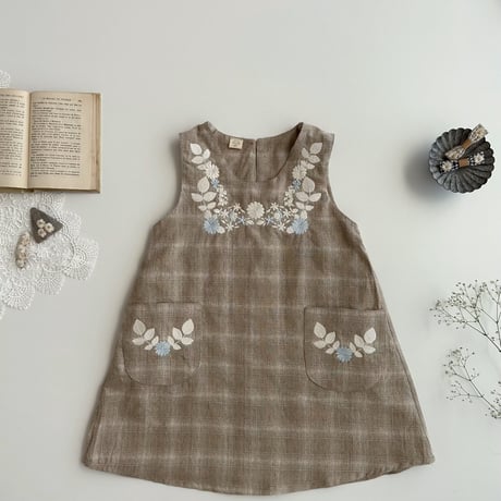 pinafore dress-milk tea-
