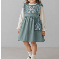 Bibi apron dress -Blume-即納品