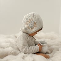 Petite bonnet -ciel beige-