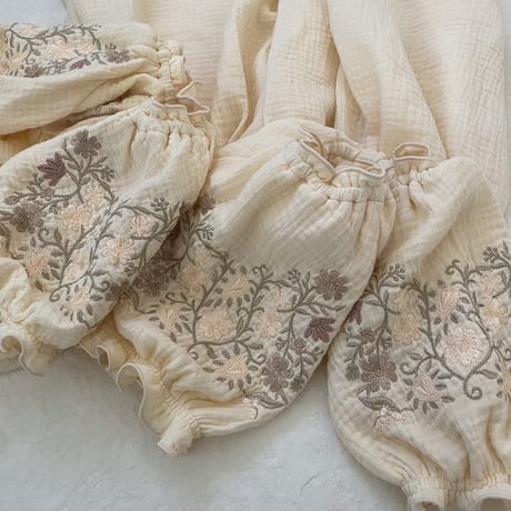 Sophie dress / half sleeve /vanilla