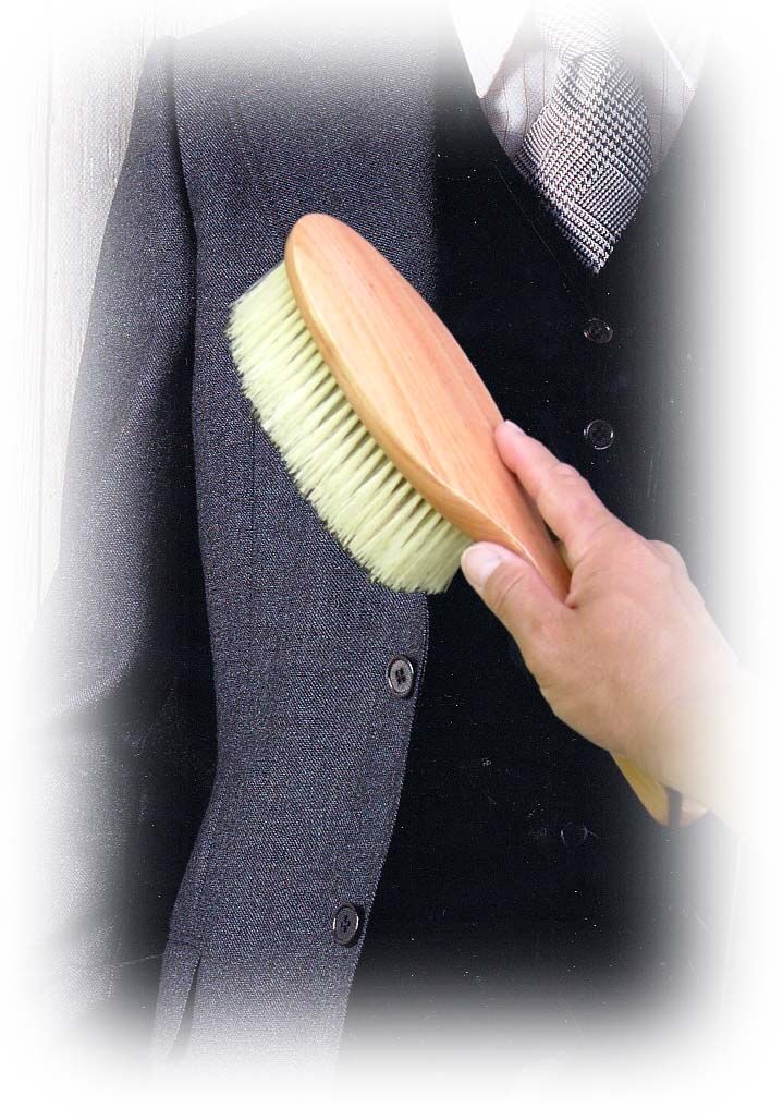 KENT ケント 静電気除去洋服ブラシ KNC-3422 白馬毛 41bXFnTCkeL._UF350,350_QL50_.jpg