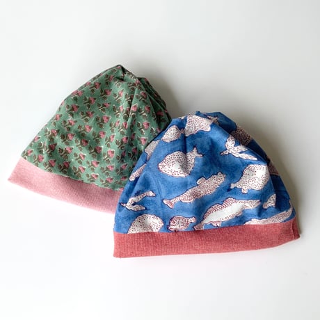Twist beanie   fish blue × red  L(57~60)