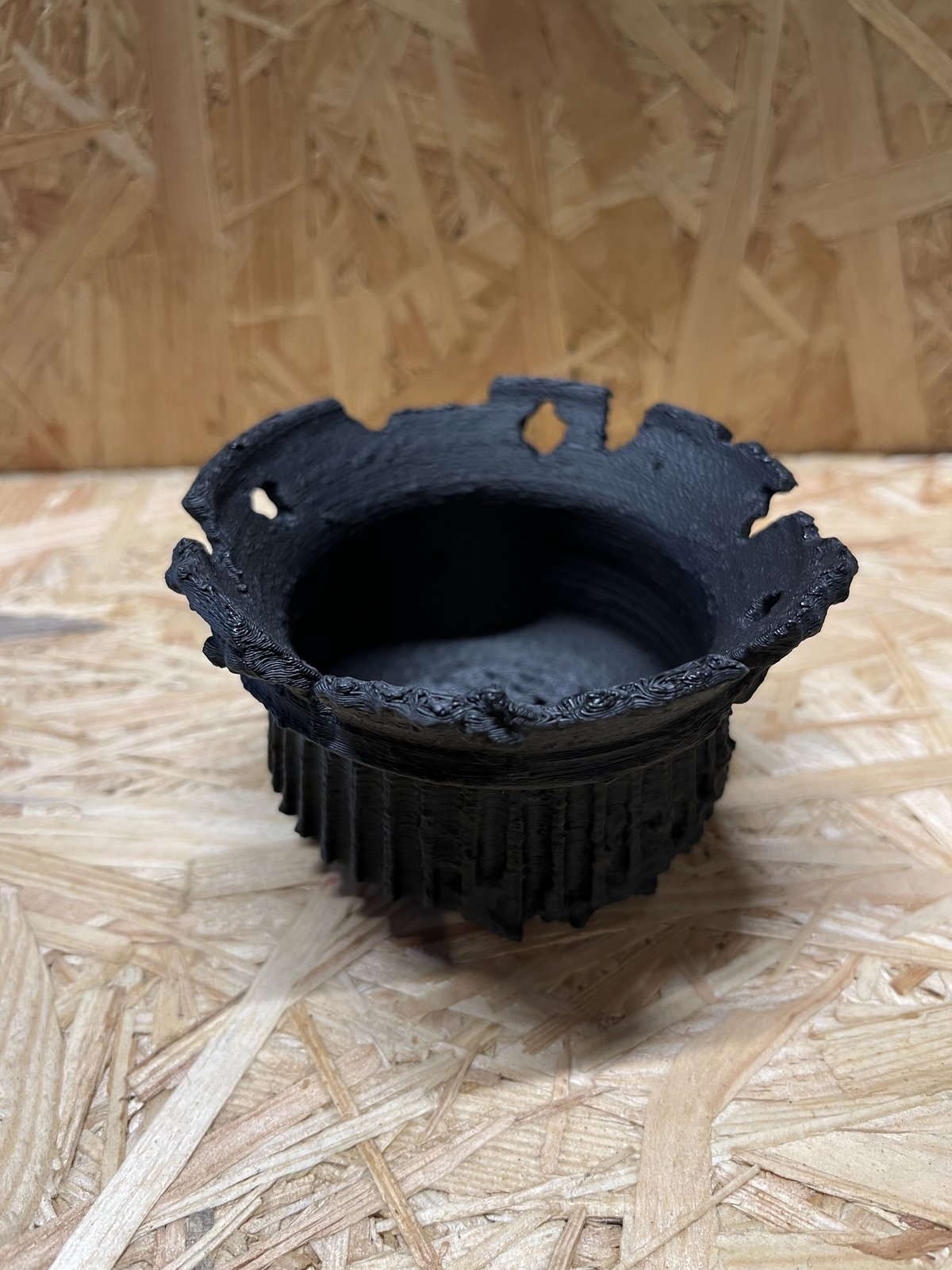 塊棘倶楽部×保田修作 溶岩鉢 THE FIRST | GREEN LUCK