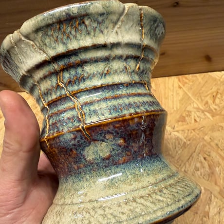 focus pot 陶器鉢　4号