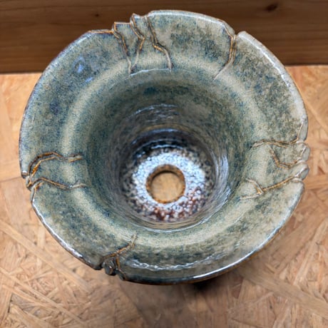 focus pot 陶器鉢　4号