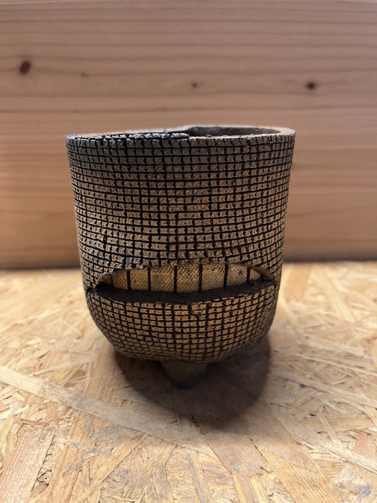 希少 新品 信楽焼 鉢COMWORK STUDIO コムワーク 陶器 塊根 COM WORK STUDIO 信楽焼 植木鉢 | GREEN LUCK