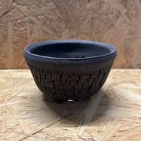 一穂窯　黒嘯裂鉢