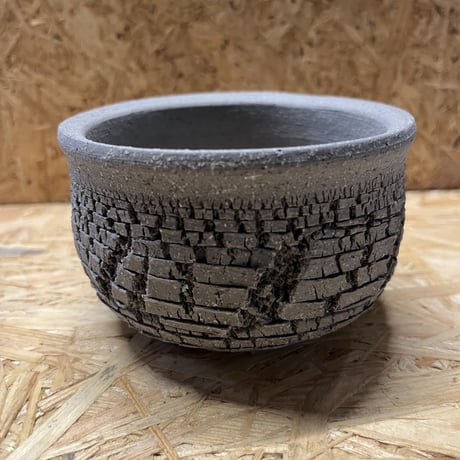 一穂窯　グレー嘯裂鉢