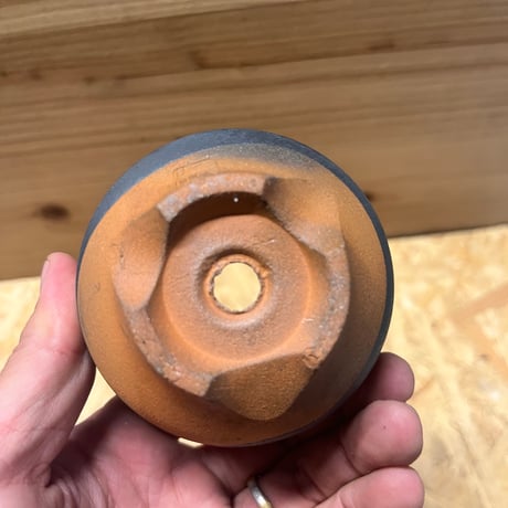伝市鉢　穴窯　コウロ型　2.5号
