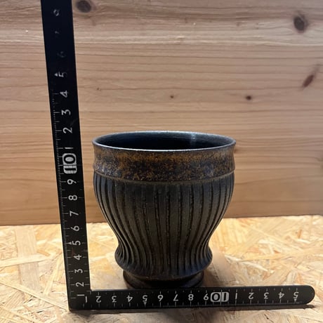 淡海陶芸研究所　植木鉢　泥象嵌彫鉢