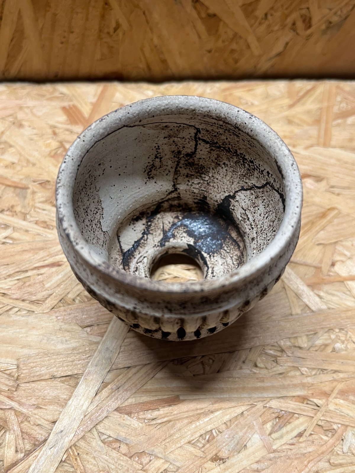 淡海陶芸研究所 錆白泥彫鉢 | GREEN LUCK